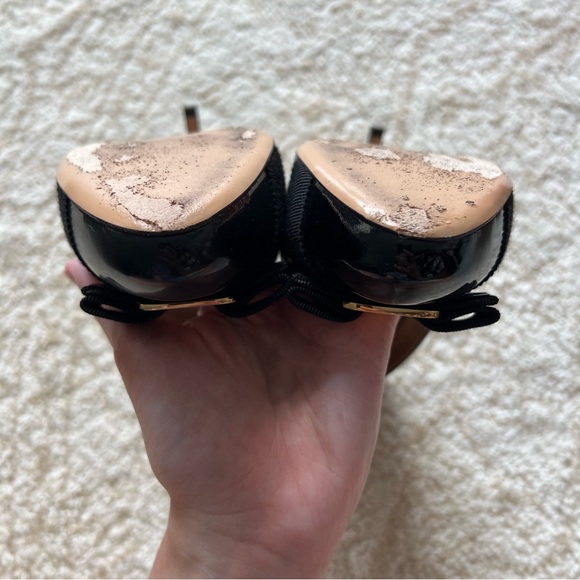 Salvatore Ferragamo Rilly Nero Patentcalf - Picture 5 of 10